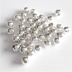 Perles intercalaires argentées 4 mm / (Lot 40)
